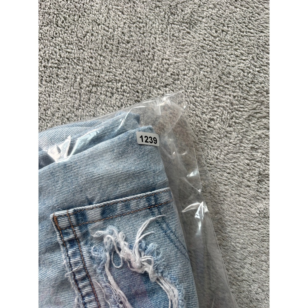 American Eagle Womens Denim Shorts 10 Light Blue Distressed Raw Hem Grunge 90s - Picture 15 of 15